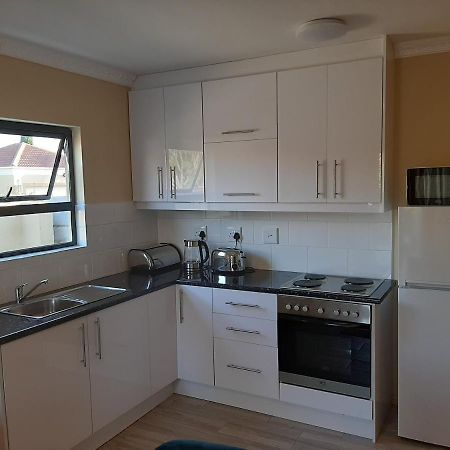 Shalom Self Catering Apartment Cape Town Exterior photo